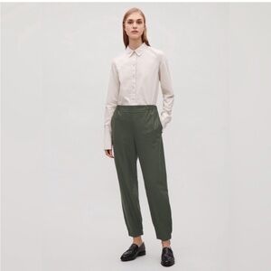 COS green rayon joggers pull on dress pants size 6 or small